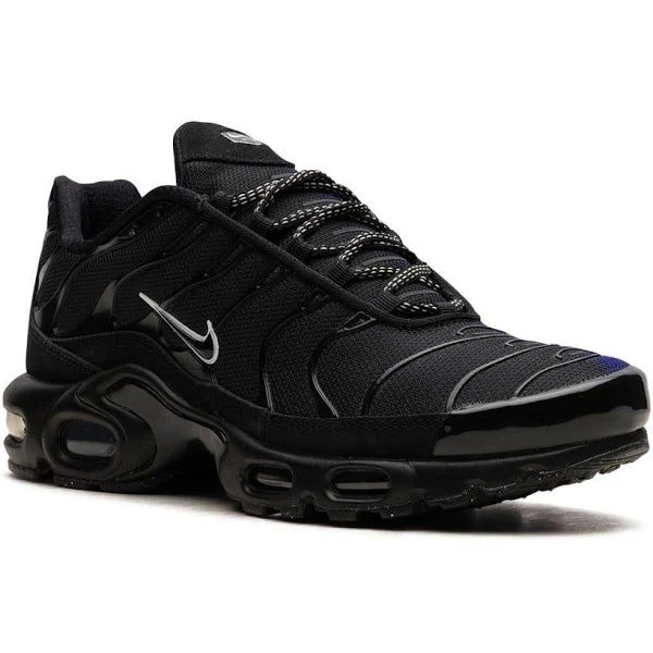 NIKE AIR MAX PLUS "BLACK/RED/BLUE"