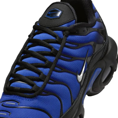 NIKE AIR MAX PLUS "BLACK PACER BLUE"